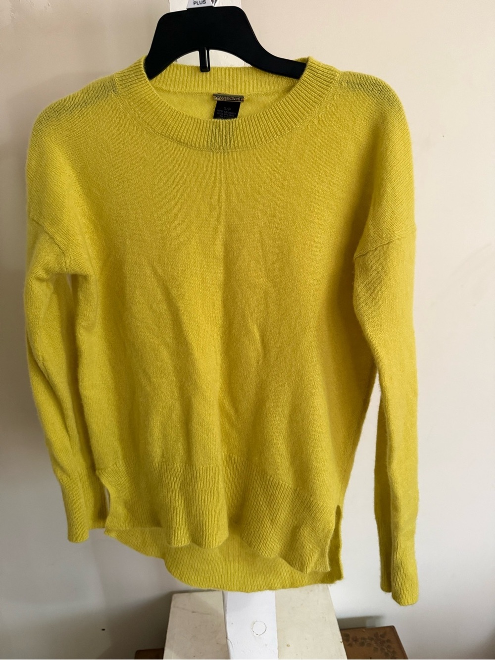 Magaschoni 100% Cashmere Sweater